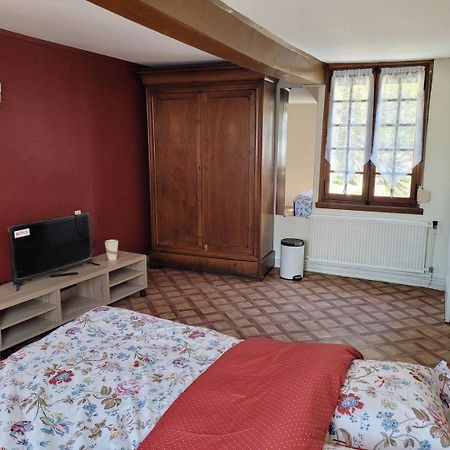 Chambres D'Hotes Chez Claire Буврон-ан-Уж Екстериор снимка