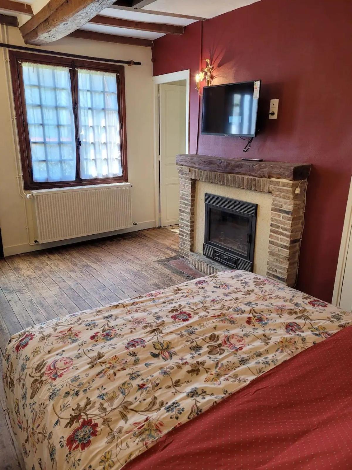 Chambres D'Hotes Chez Claire Буврон-ан-Уж Екстериор снимка